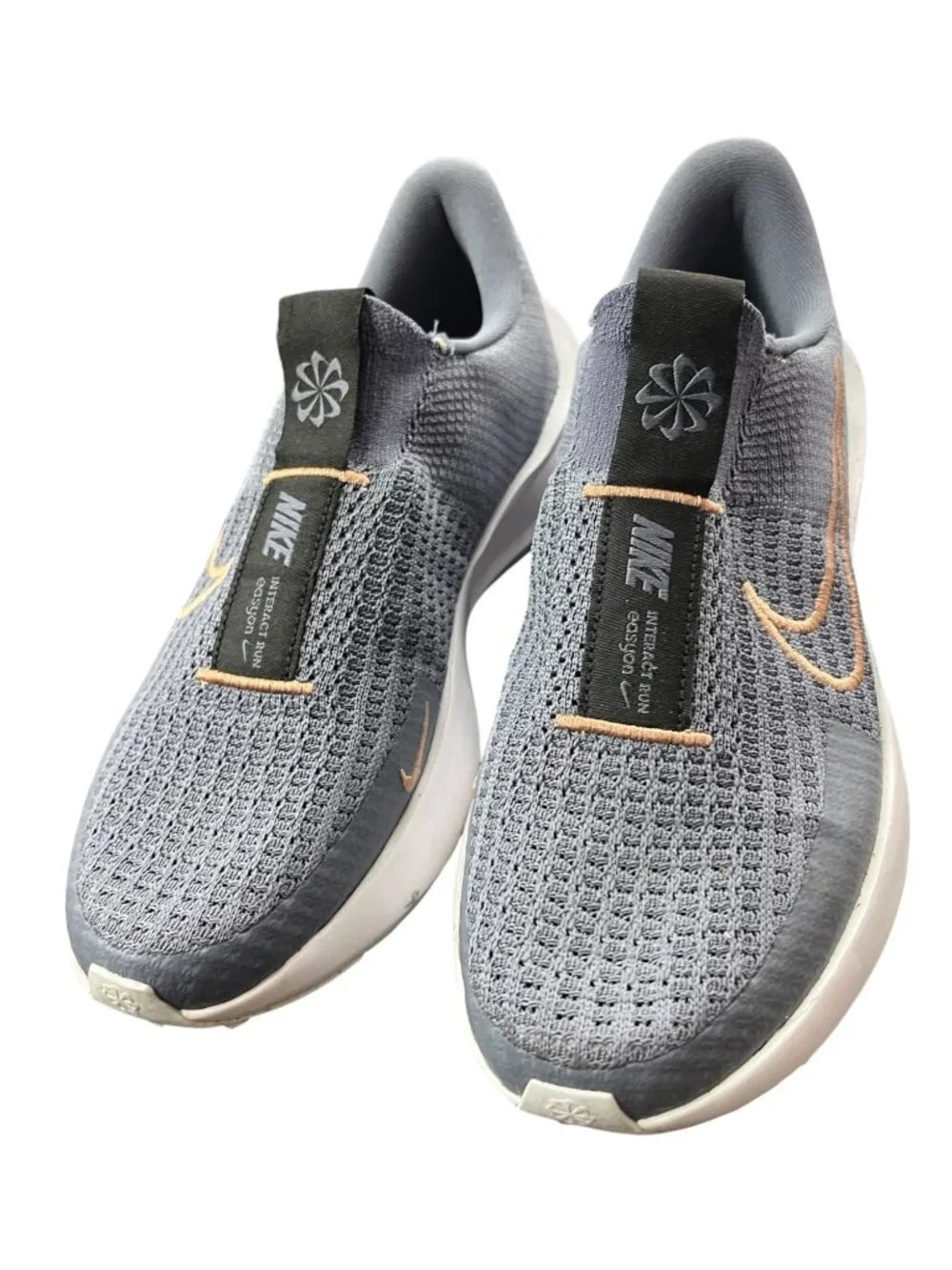 Nike Interact Run Easy On Running Shoes Gray SZ Men's 9.5